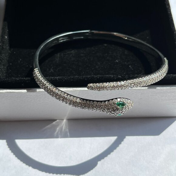 Snake Design Crystal Bracelet 🐍 - Picture 1 of 7